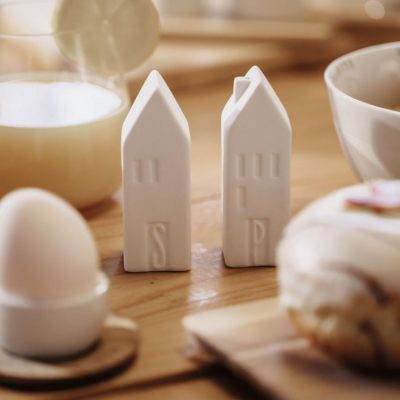 Set salière et poivrière en porcelaine