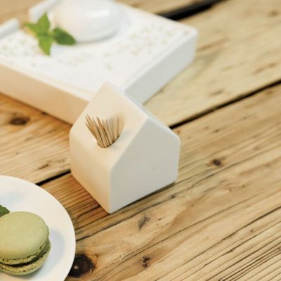 Maison cure-dent en porcelaine