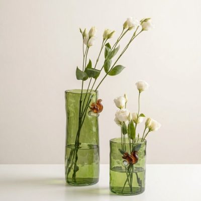 Vases Écureuil sur une branche